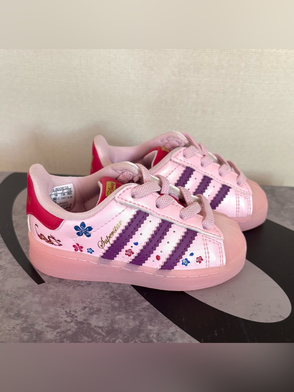 Adidas Disney Mulan Superstar Pink Sneakers Kids Size 4K Toddler Shoes Rare